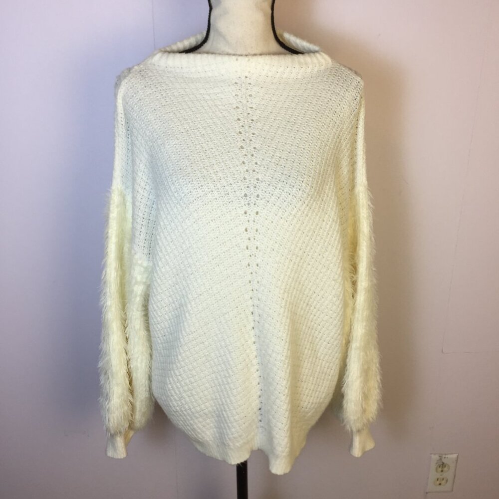 CeCe Sweater Size L Womans Ivory White Long Fuzzy Sleeve Pullover Mocked Neck